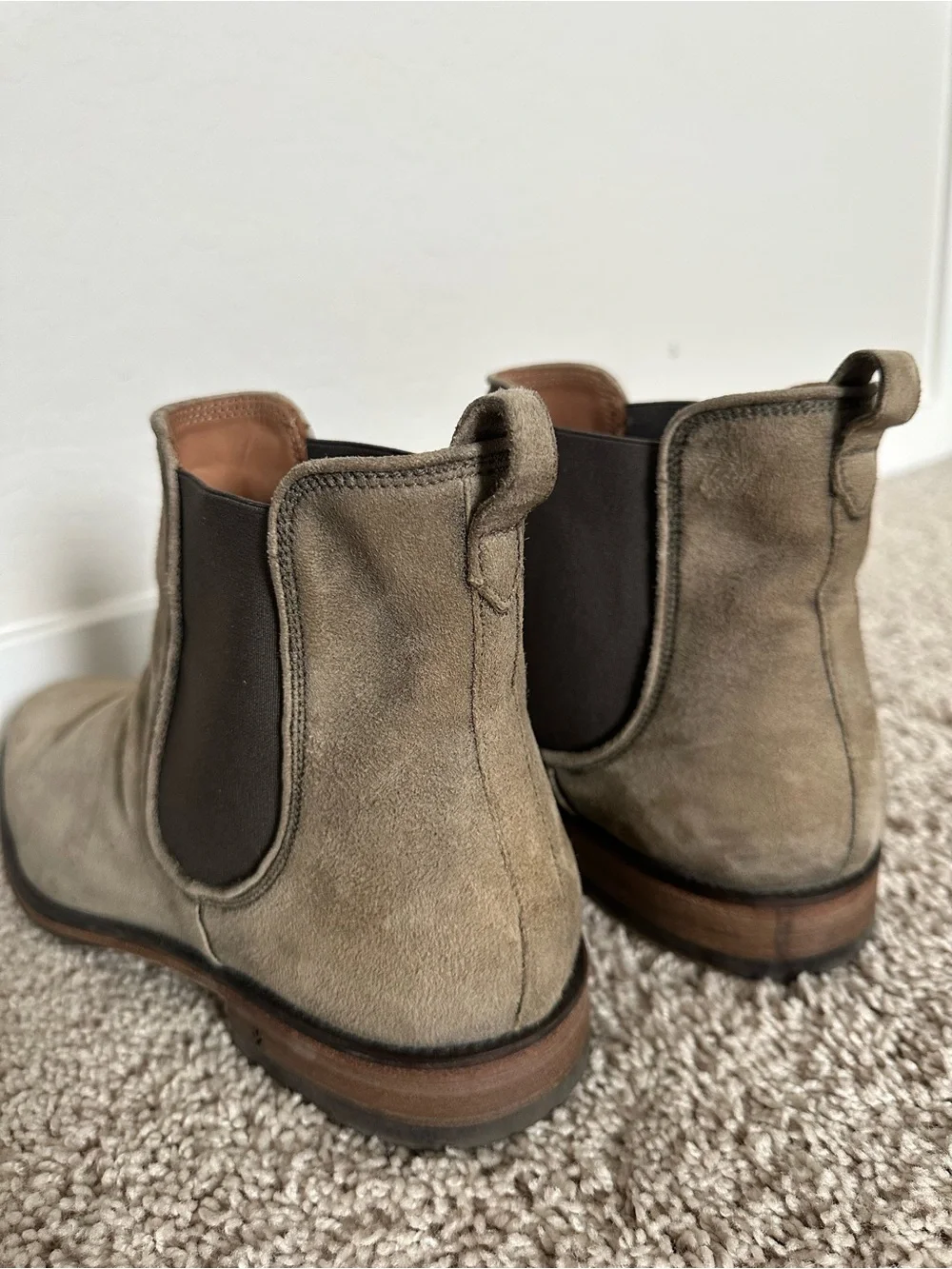 John Varvatos suede chukka
